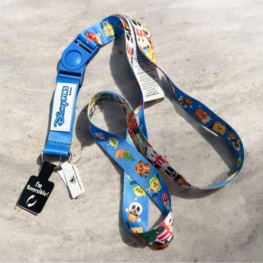 Disney Pin Trading Lanyard - Disney Munchlings 🆕 Reversible